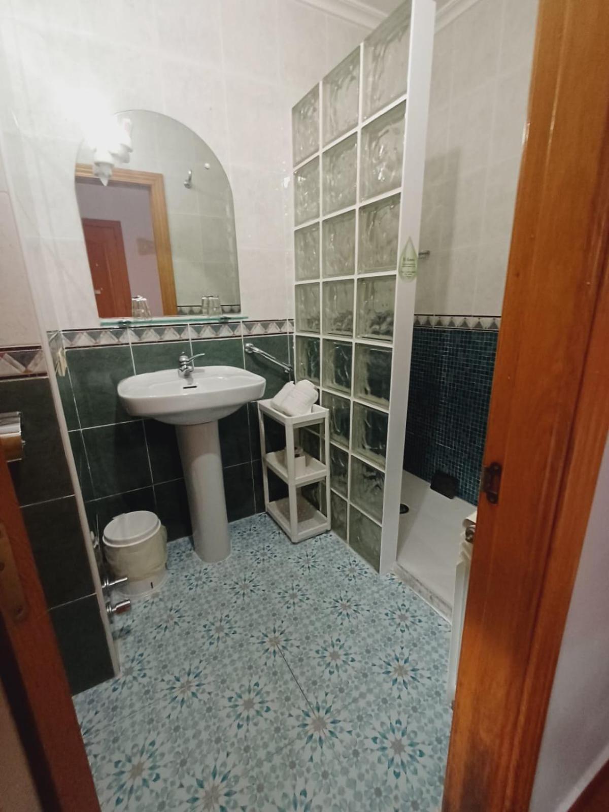 Hotel El Coterin Apartamentos Y Habitaciones Arenas De Cabrales Ngoại thất bức ảnh